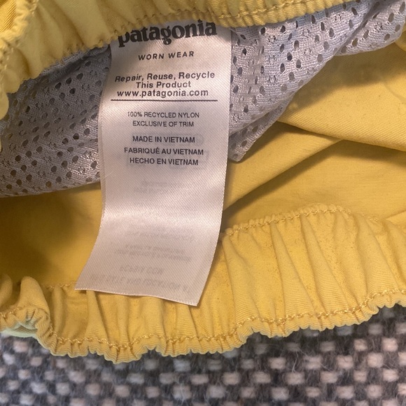 Patagonia women’s shorts. Size small. - Picture 8 of 8